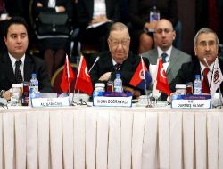 Prof.Dr.Doğramacı'nın Cenazesi Yaptırdığı Camiinin Avlusuna Defnedilecek!