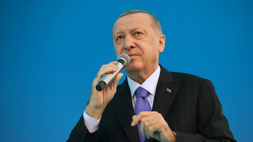 Cumhurbaşkanı Erdoğan: İzmir'de evleri yıkılan vatandaşlarımıza yenilerini yapıp teslim edeceğiz