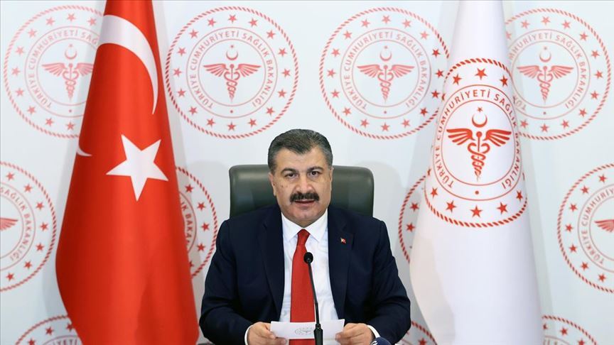 Sağlık Bakanı Koca, koronavirüsle mücadele kurallarını anımsatan video paylaştı