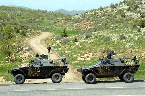Hakkari'de taciz ateşi, Şırnak'ta mayın patlaması sonucu 6 asker yaralandı