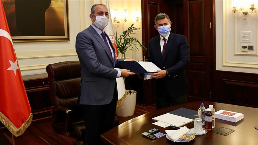 Adalet Bakanı Gül, Türkiye Barolar Birliği Başkanı Feyzioğlu ile görüştü!