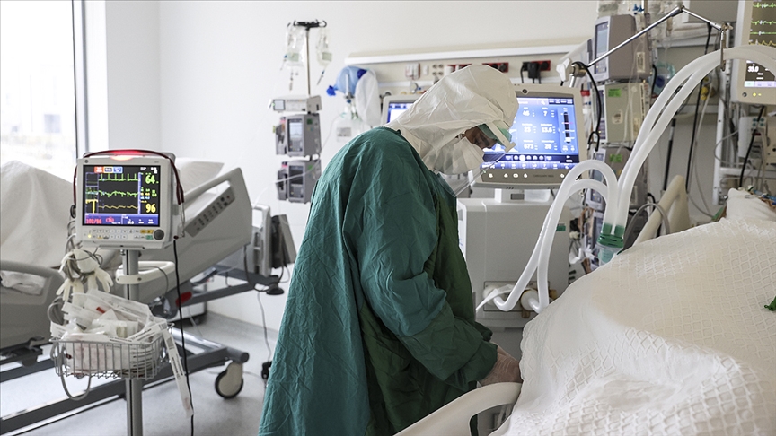 Son 24 saatte 5 bin 642 kişinin Kovid-19 testi pozitif çıktı, 137 kişi hayatını kaybetti!