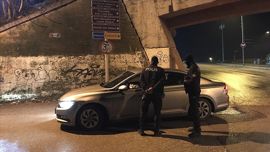Sokağa çıkma kısıtlamalarına uymayan 31 bin 69 kişi hakkında işlem yapıldı