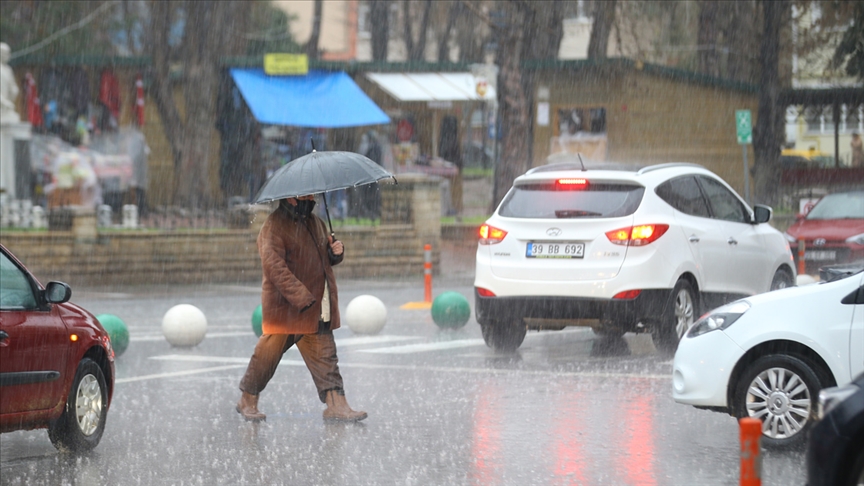Trakya'da sağanak etkili oluyor..