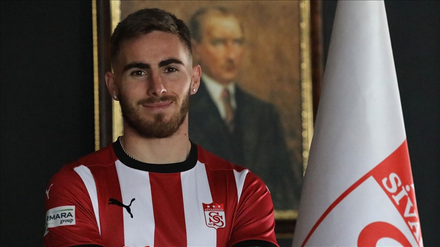 Sivasspor'un yeni transferi Tyler Boyd, Sivas'a geldi