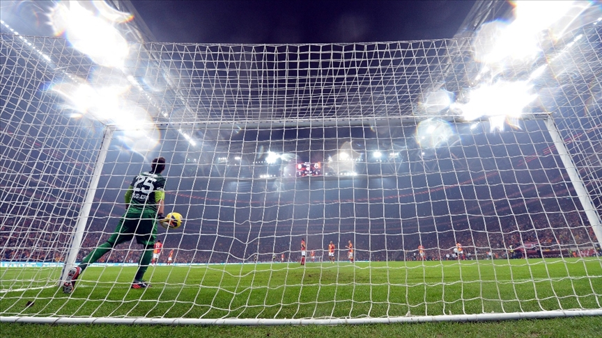 DERBİNİN SONUCU KALECİLERİN ELLERİNDE