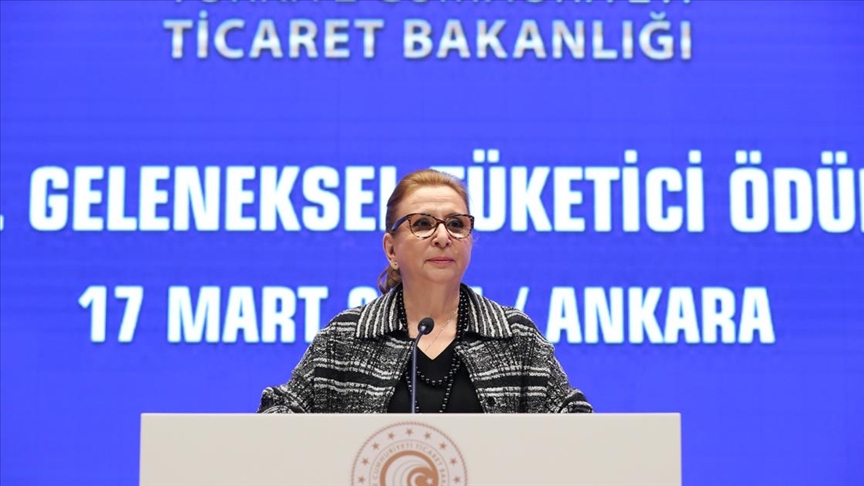 Pekcan: Tüketicileri mağdur eden tüm olağan dışı fiyat gerçekleşmeleriyle mücadelemiz kararlılıkla sürecek