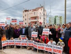 Ceyhan'da Baz İstasyonu Protestosu