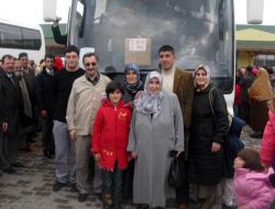 Havran'da 70 Umre Yolcusu Dualarla Uğurlandı