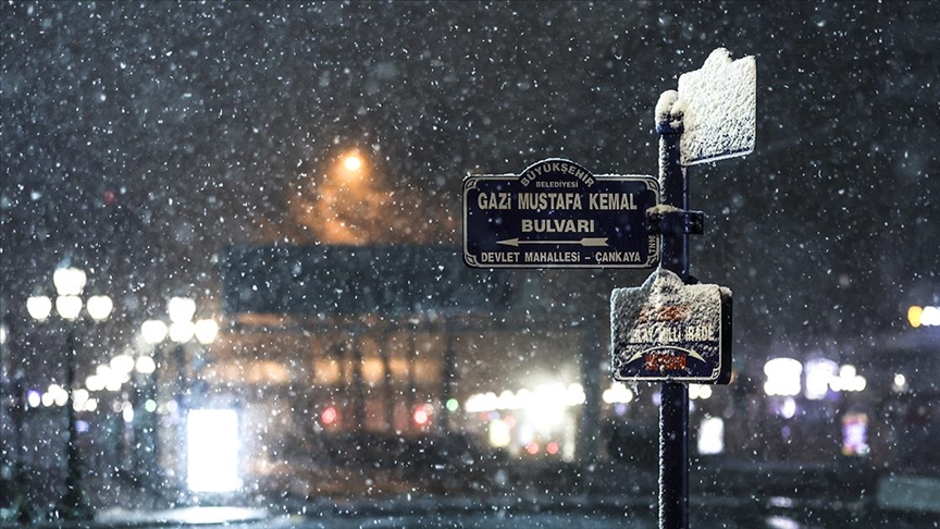 Başkentte kar yağışı etkili oldu!