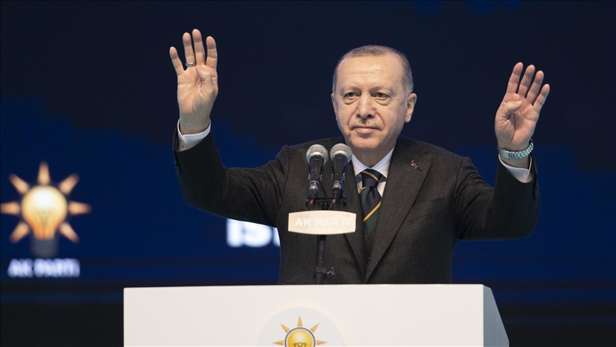 Recep Tayyip Erdoğan yeniden AK Parti Genel Başkanı seçildi