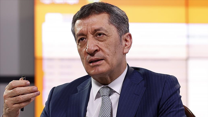 Selçuk: İhtiyaç halinde hibrit model, yüz yüze eğitimi destekleyecek