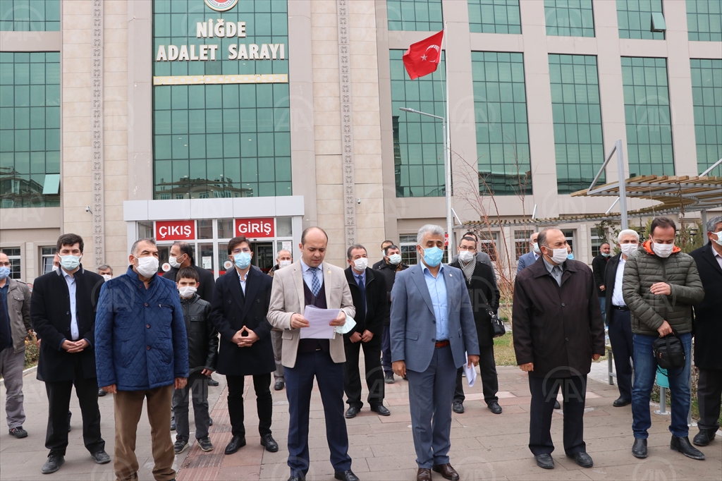 Kayseri, Nevşehir, Sivas, Kırıkkale, Niğde, Yozgat ve Kırşehir'den bazı emekli amirallerin açıklamasına tepki