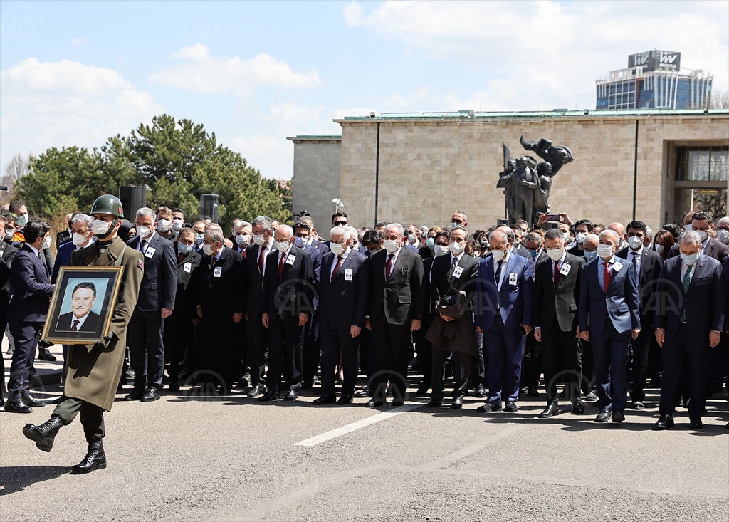 Eski TBMM Başkanlarından Yıldırım Akbulut için TBMM'de cenaze töreni