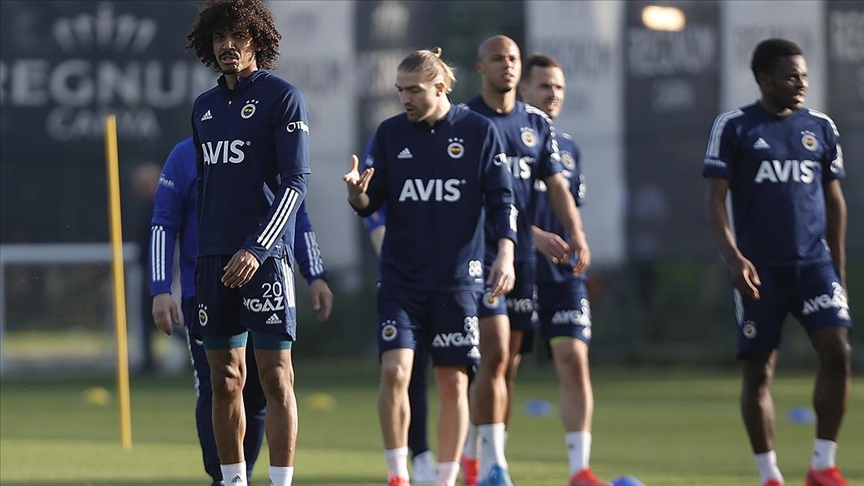 Fenerbahçe, Süper Lig'in 38. haftasında Alanyaspor'a konuk oluyor