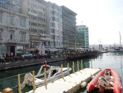 İzmir Kordonboyu'ndaki Seyir Terasları Üç Gün İçinde Yıkılacak