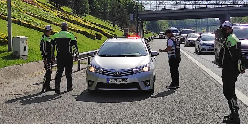 İstanbul'da 'Çakarlı Araç' denetimi