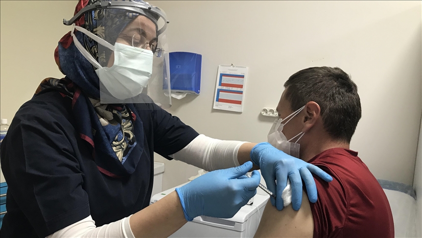 'Turizmin Başkenti' Antalya'da yapılan Kovid-19 aşısı 1 milyon dozu aştı!