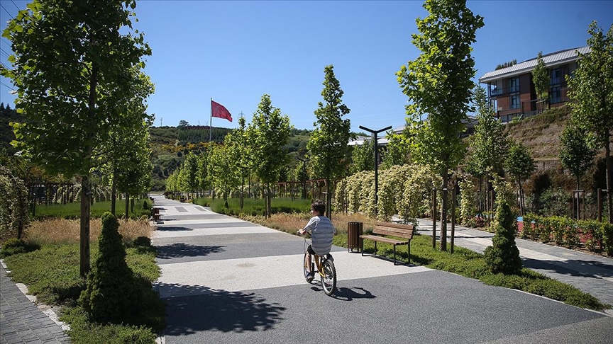 Türkiye'nin çehresini değiştirecek millet bahçelerinden yapımı tamamlananlar Dünya Çevre Günü'nde açılacak