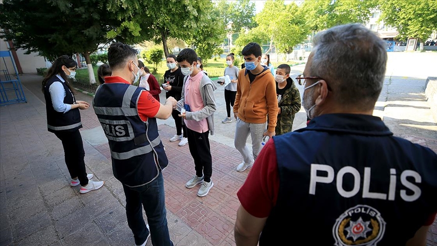 Milli Eğitim Bakan Yardımcısı Özer: LGS kapsamındaki merkezi sınav sorunsuz tamamlandı