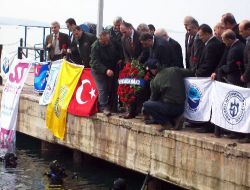 Üsküdar Vapuru Şehitleri Karamürsel'de Anıldı