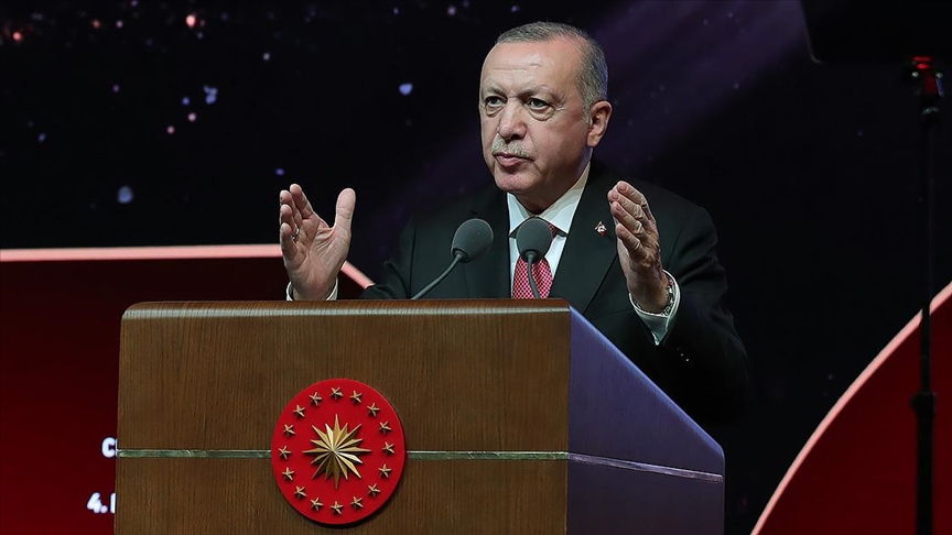 Erdoğan: Fikir adamlarımız yeniden diriliş ve yükseliş için bize yol gösteriyor
