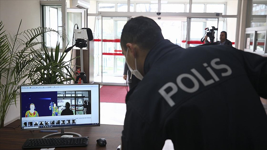 TBMM yerleşkesini, her iki Kovid-19 aşısını olanlar ziyaret edebilecek!