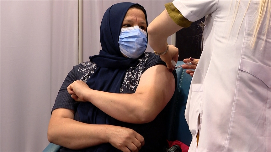 Başkentte 30'a yakın AVM'de yerinde aşılama uygulaması başlatıldı