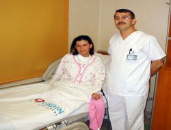 Hamile Kadının Boğazındaki 500 Gramlık Guatr Bezi Ameliyatla Alındı