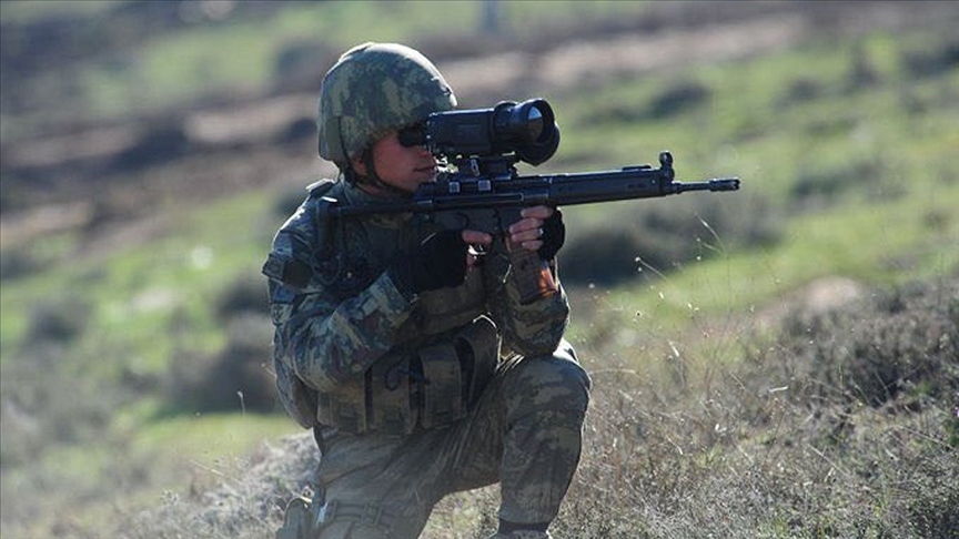 Barış Pınarı bölgesine sızmaya çalışan 2 PKK/YPG'li terörist etkisiz hale getirildi