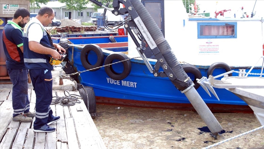 Marmara Denizi'nden 10 bin 664 metreküp müsilaj temizlendi