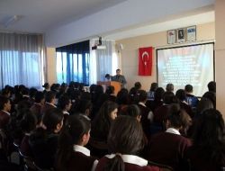 Emniyetten Öğrencilere Uyuşturucu Konferansı