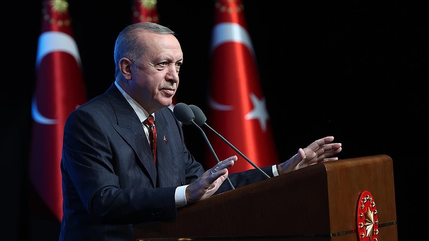 Cumhurbaşkanı Erdoğan: Gençler ülkemizin geleceğini hem inşa hem de ihya edecek