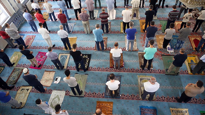 ...Kurban Bayramı kutlanıyor...