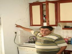 Kömür Ocağında Kullanılan Dinamitler Evlerin Duvarlarını Çatlattı