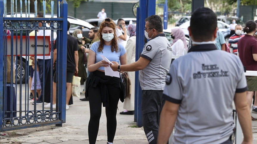 KPSS Alan Bilgisi Sınavları sabah oturumu yapıldı