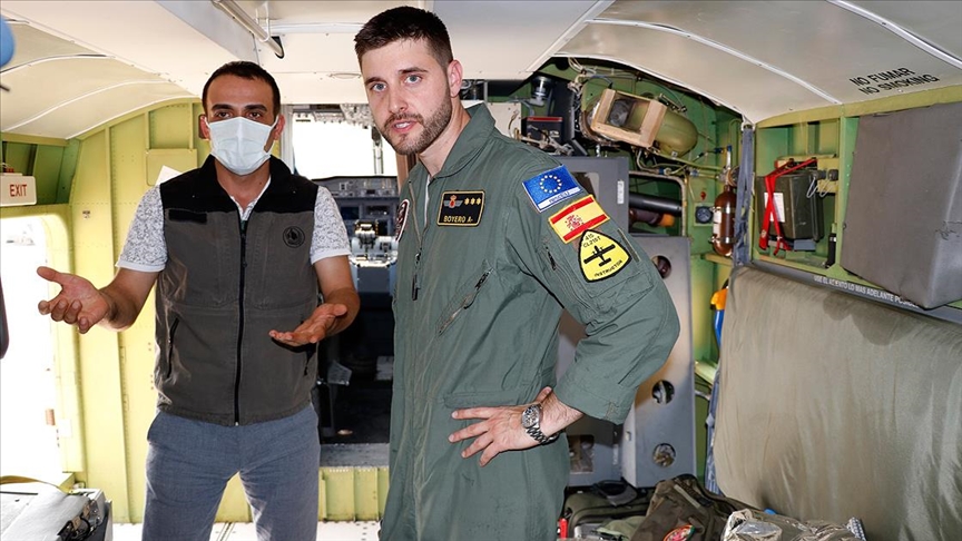 Muğla'daki yangınlarla mücadele eden İspanyol ekip: Türkiye bir çok ülkeden uçağı tek merkezden başarıyla koordine etti