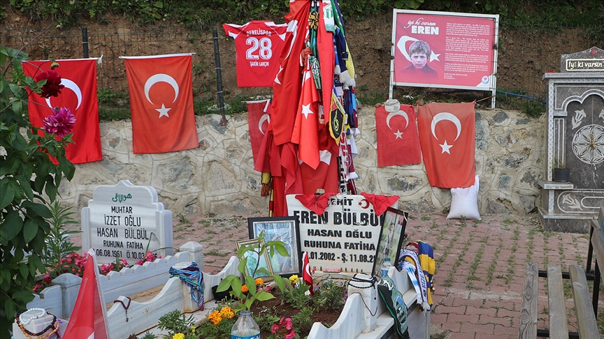 Eren Bülbül ve başçavuş Ferhat Gedik şehadetlerinin 4. yılında anılıyor