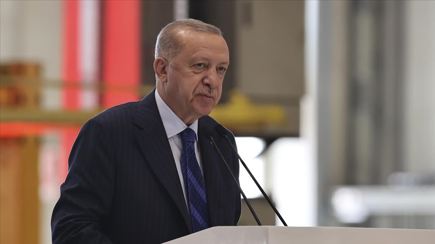 Cumhurbaşkanı Erdoğan: Bu üretim tesisleri 'salgının başından beri 'yandık, bittik' diyenlere en güzel cevap