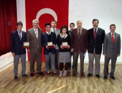 İnegöllü Öğrenciler, 19 Mayıs Atatürk'ü Anma Ve Gençlik Ve Spor Bayramı'na Hazırlınıyor