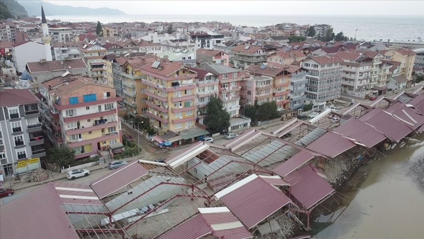 Sel felaketinin yaşandığı Ayancık'ta yüz yüze eğitim 20 Eylül'de başlayacak