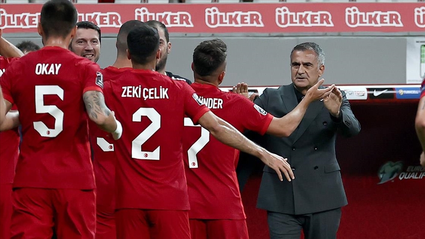 Şenol Güneş, A Milli Takım'la 82. maçında!