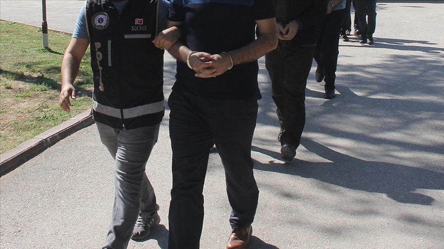 FETÖ'nün 'mahrem imamları'na yönelik Konya merkezli operasyonda 8 gözaltı