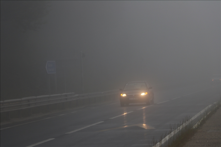 Bolu Dağı'nda SİS ve SAĞANAK etkili