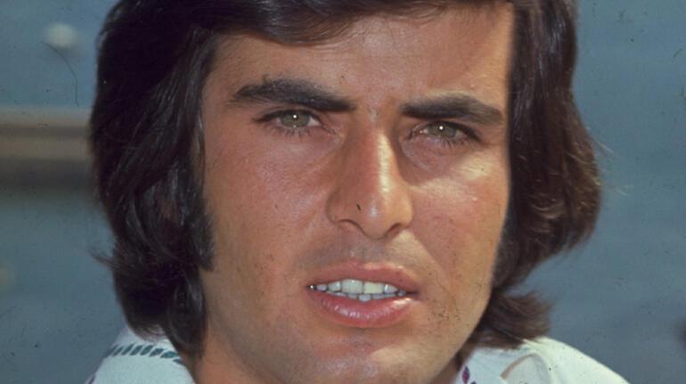 Romantik Yeşilçam filmlerinin yakışıklı jönü: TARIK AKAN