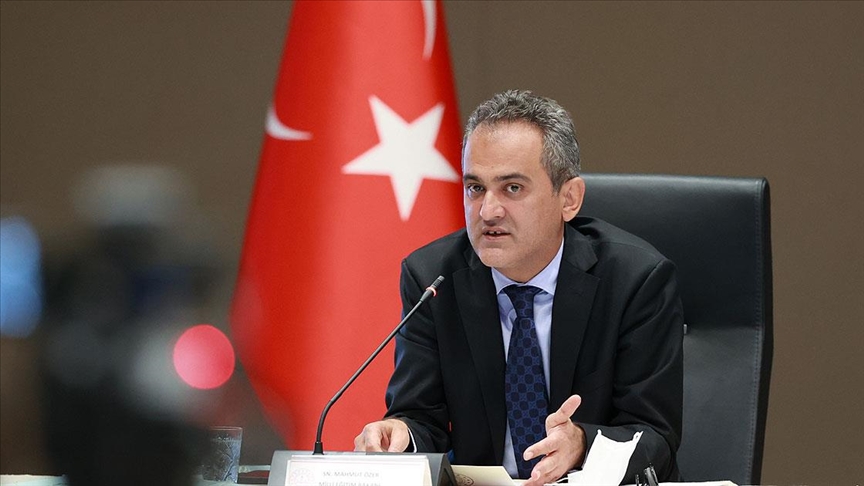 Milli Eğitim Bakanı Özer'den Flaş Açıklama