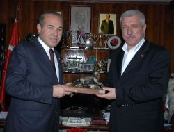 Çobanoğlu: "Anayasa Değişikliği Uzlaşma Sağlanarak Yapılmalı!"