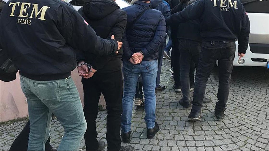 İzmir merkezli 41 ilde FETÖ'nün TSK yapılanmasına operasyon: 97 gözaltı