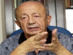 Eski Adalet Bakanı Türk: "Ülkenin Yeni Bir 'Anayasa Açılımı'na İhtiyacı Var!"