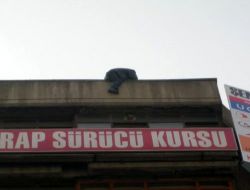 Bunalıma Giren Genç İntihar Girişiminde Bulundu